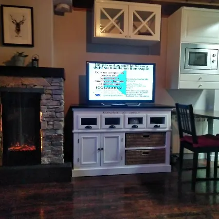 Edificio Ardillas Benasque