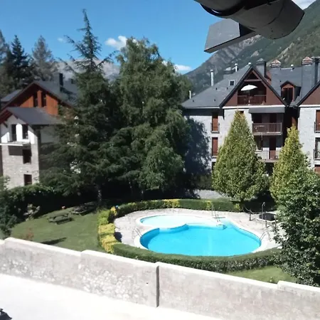 Edificio Ardillas Apartment *